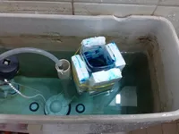 부력조절 변기세정제