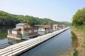 한터의 대표 브랜드  풍차방가로