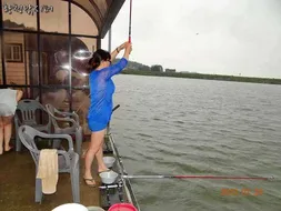 [강화도 황청낚시터] 비,바람을 이기다.