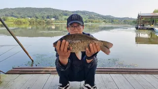 아산 명품 월랑낚시터 8월 첫번째 조황 이야기입니다...^^