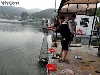 [황청낚시터] 지렁이 짝밥이 잘 먹습니다.^^