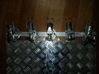 엉성한 받침틀 자작기