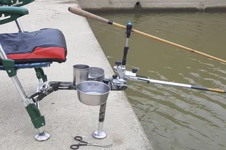 내림낚시 전용 받침틀