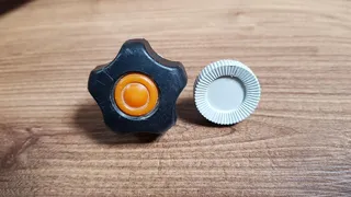 200원 8mm 납작 손잡이 볼트