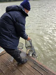 아산 산들 낚시터 조황 입니다,,,,( 또 무섭게  터 졌습니다,,,,) 