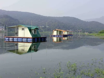 국화지 수상좌대 신설..