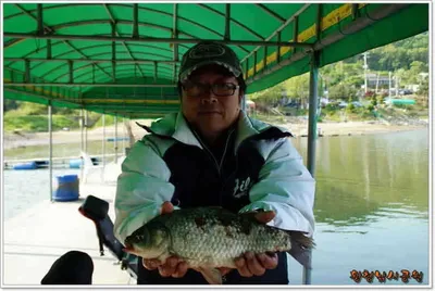 붐비는 주말에도 대물들은 움직이고~