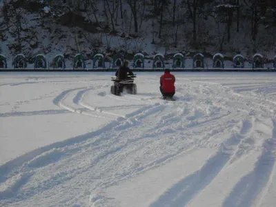 초원낚시터 얼음낚시조황입니다^^^