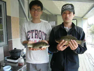 자갈섬낚시터월척조황입니다