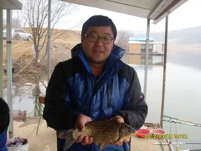 당진 "가교리지"초보가 4짜붕어..