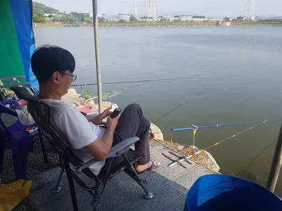 만수위의  거청낚시터 가족낚시터 붕어조황  6월  14