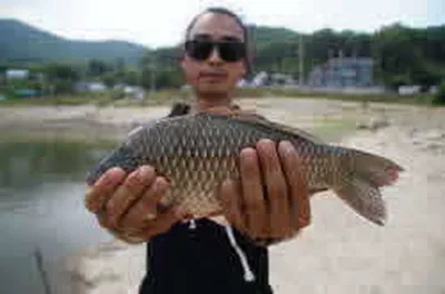 깊은수심 짜릿한 손맛