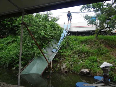 7월 31일 여름 휴가철을 맞이하여 붕어를 대량방류 하엿습니다