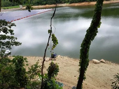 깊은계곡속에자리잡은장계지에서