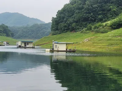 실리곡낚시터  4짜외 허리급입니다.