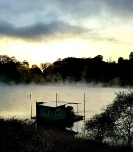 물안개 피어나는 청풍호