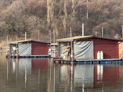 솔낚시터 사짜 및 월척 조황입니다.