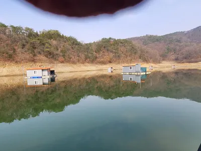 청풍 실리곡낚시터입니다.