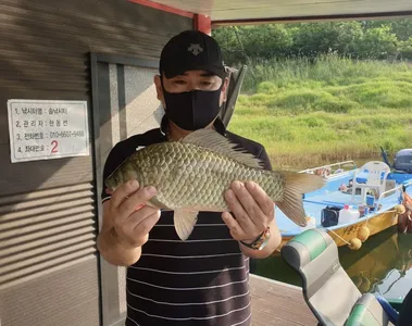 솔낚시터 4짜대물 조황소식 입니다!