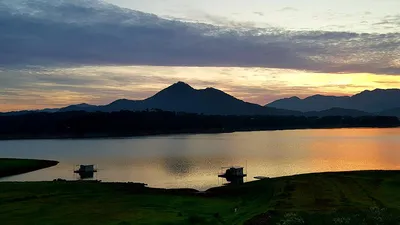 오름수위를 기다리는 충주호