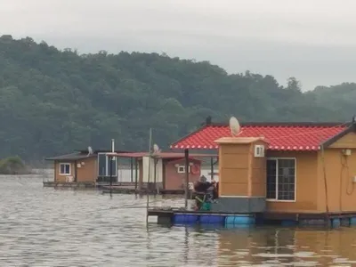 고삼지==오름수위속 붕어들