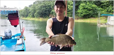 신리 낚시터 42 cm 대물 및 월척 조황..