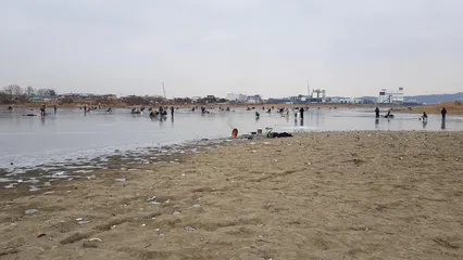검단수로 얼음낚시