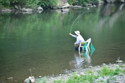 지난는길에 낚시모습이 아름다워보여서